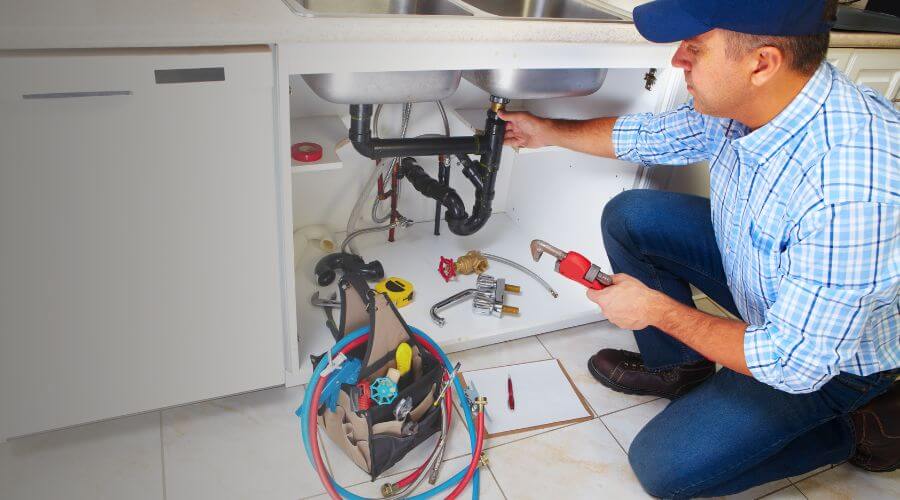 Professional emergency plumbing in Chouteau, OK